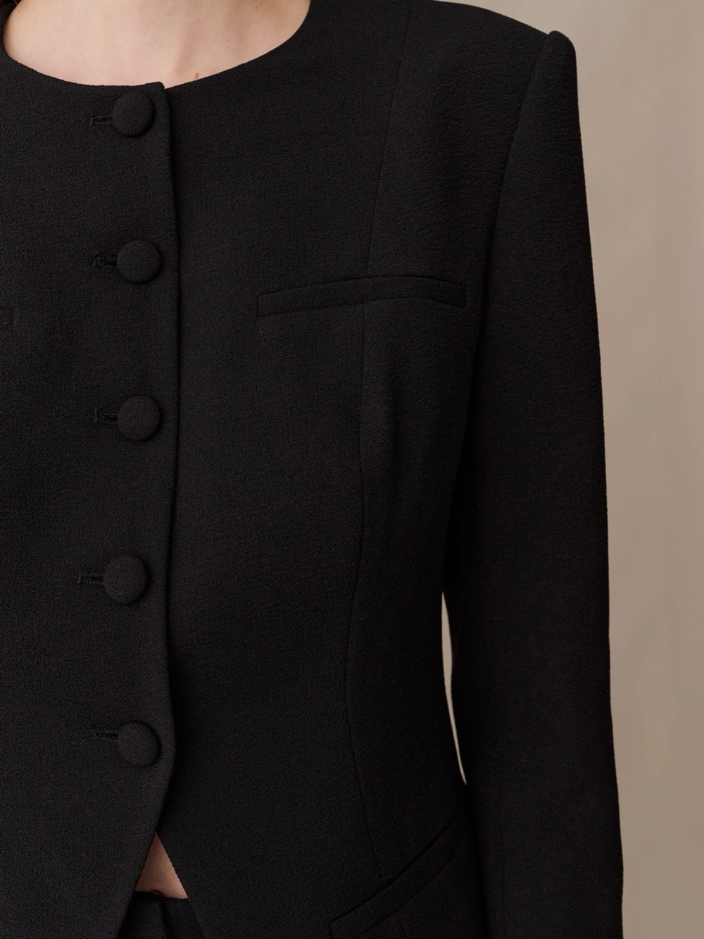 Few Moda Sibyl Jacket - Picture 3 of 4